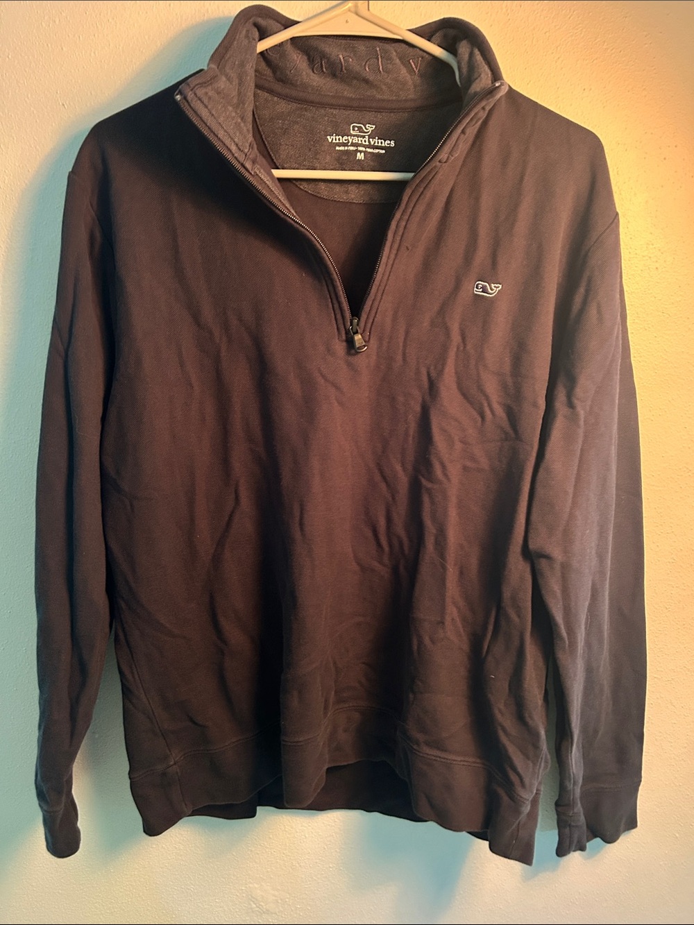 Vineyard Vines Men's black Quarter-Zip Pullover Sweater